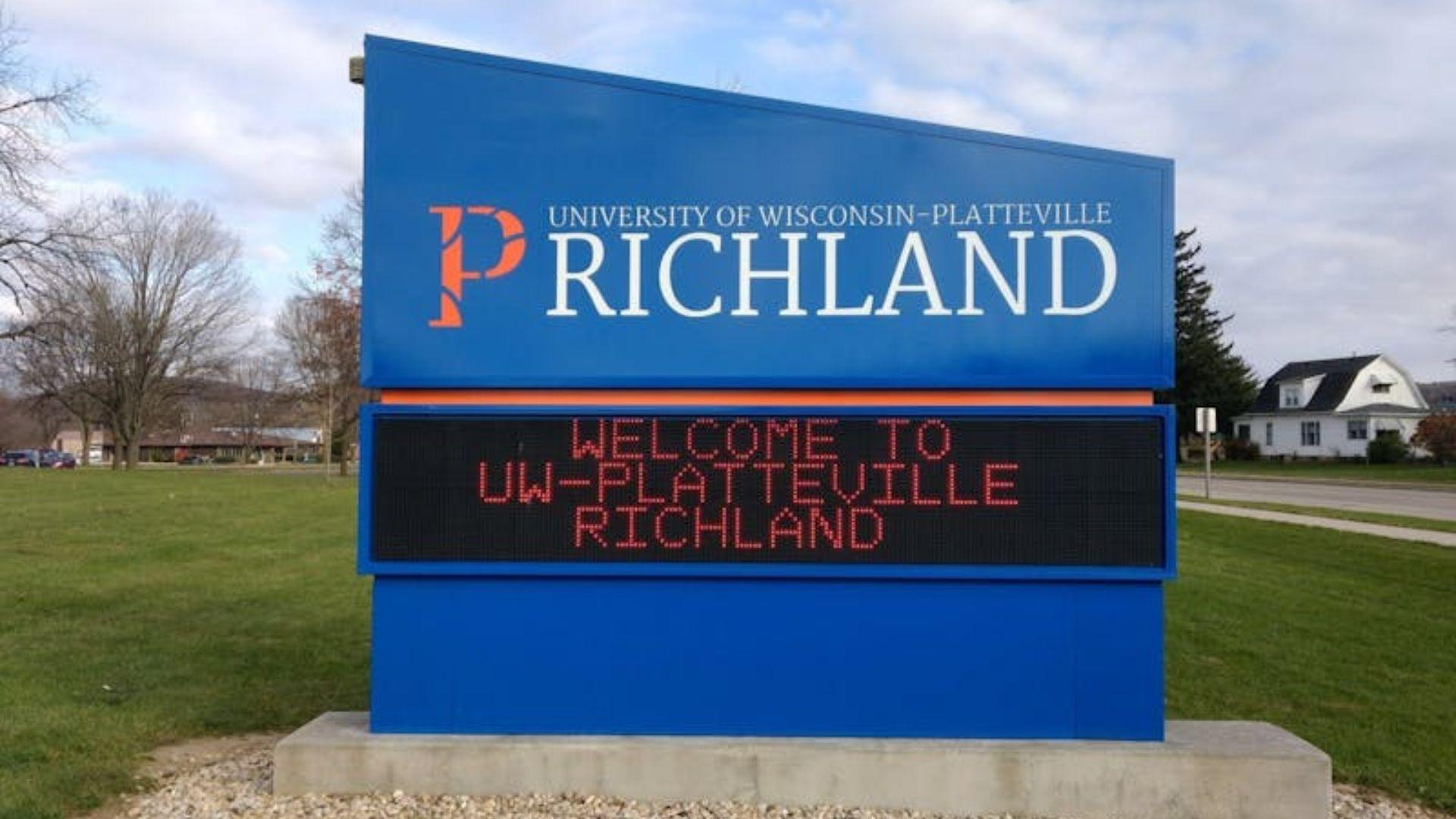 Campus Reconfiguration Committee held a meeting